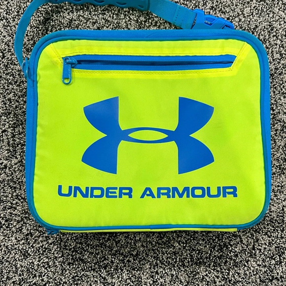 Under Armour lunch box - Picture 1 of 4